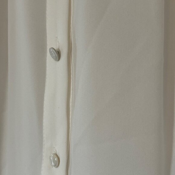 Anthropologie HD in Paris Josie Clipdot Blouse 4 white chiffon sleeves - Picture 8 of 10